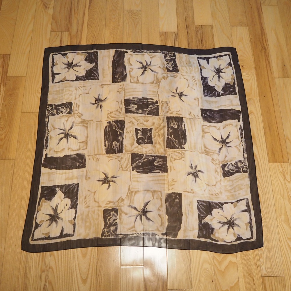 Black & White Abstract Floral Square 100% Silk Scarf Unbranded 34x34